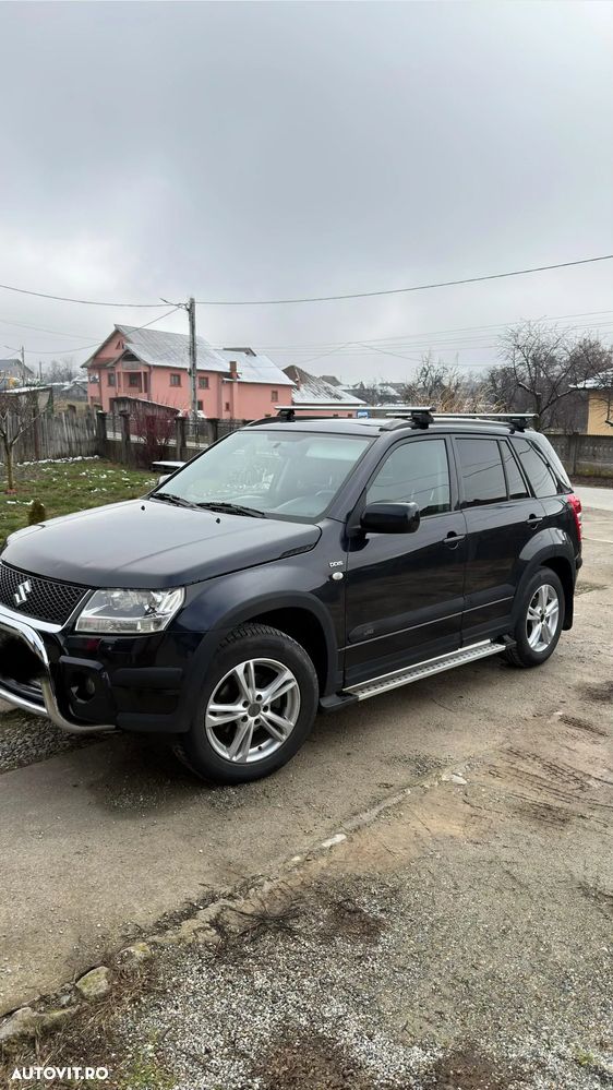Suzuki Grand Vitara 1.9 DDiS Comfort DPF - 2