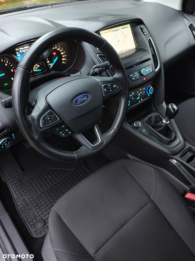 Ford Focus - 20