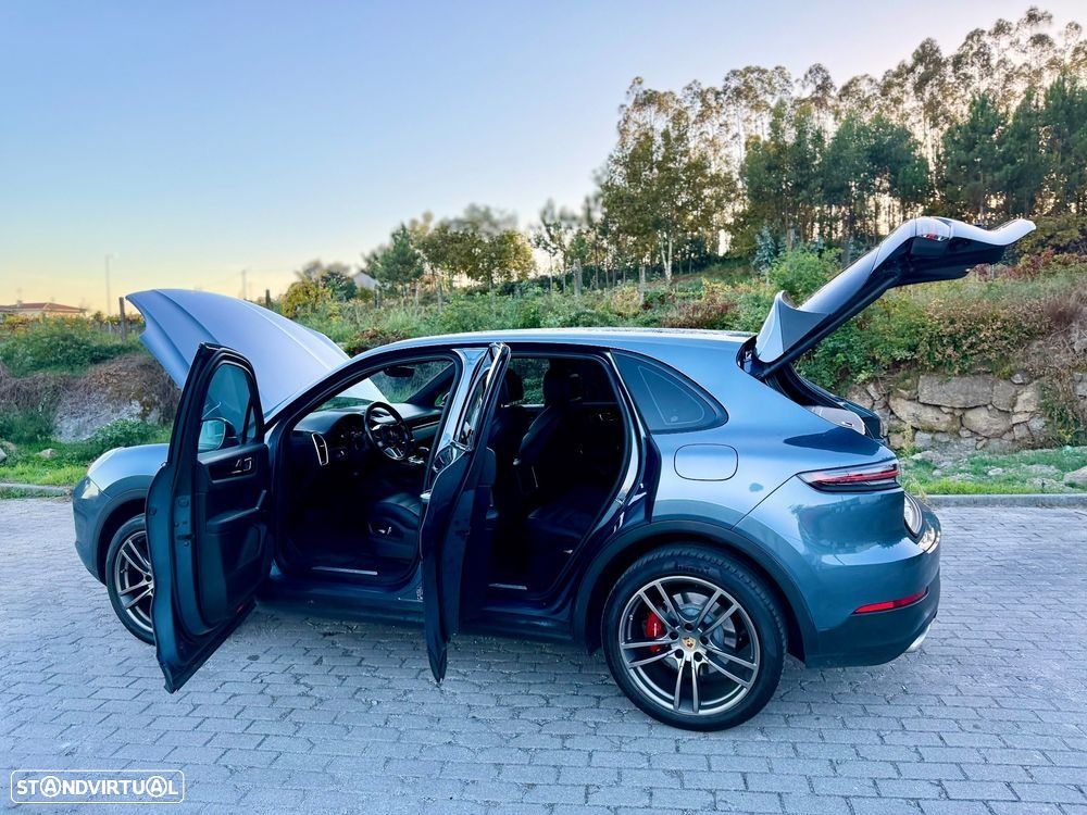 Porsche Cayenne E-Hybrid - 13