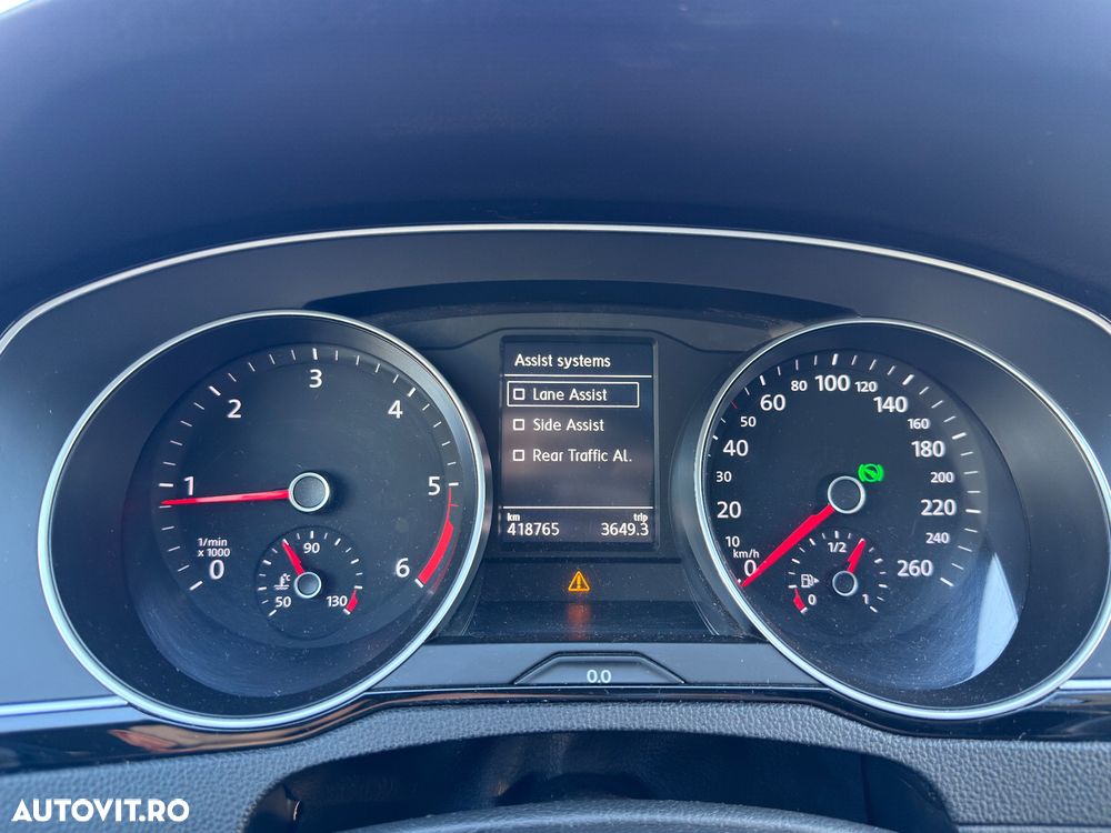 Volkswagen Passat Variant 2.0 TDI DSG 4Motion Highline - 12