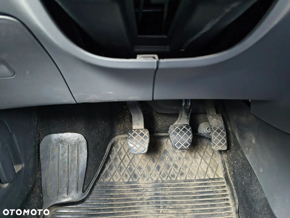 Seat Ibiza 1.4 16V Signo - 27