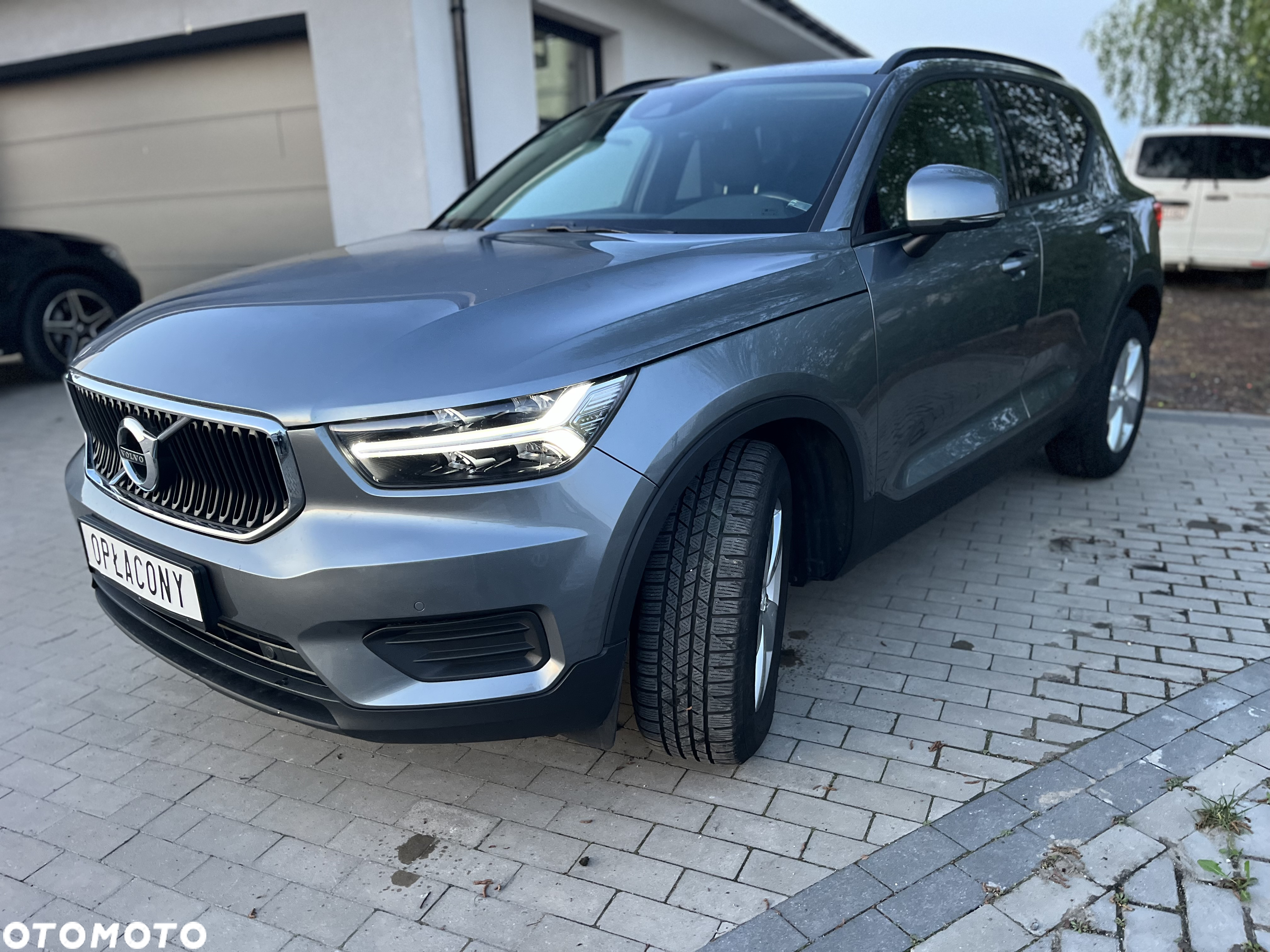 Volvo XC 40 D3 Momentum - 2