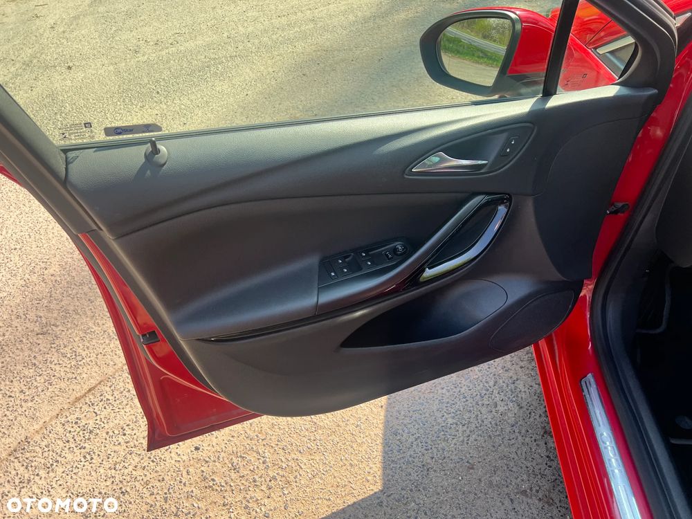 Opel Astra 1.4 T Elite S&S - 18