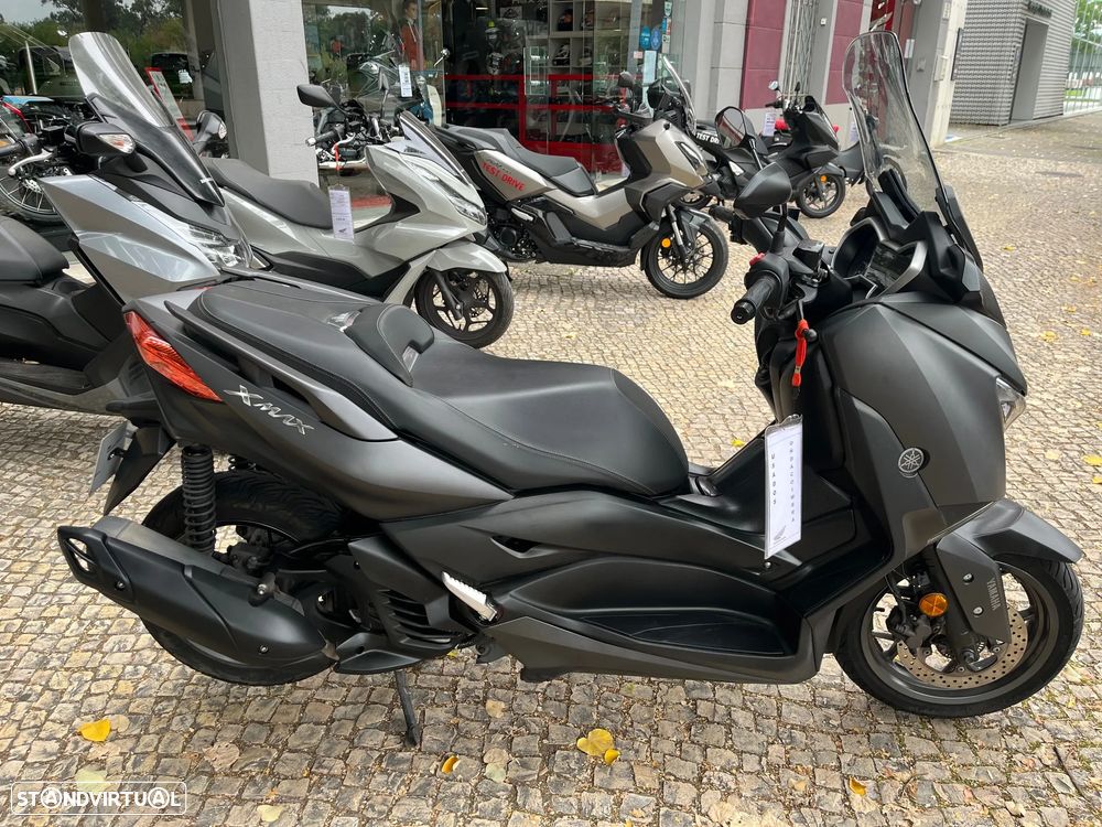 Yamaha X-Max - 3
