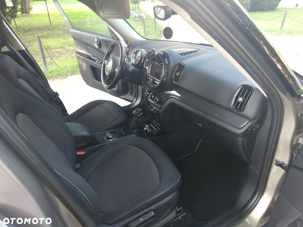 MINI Countryman Cooper D ALL4 - 27