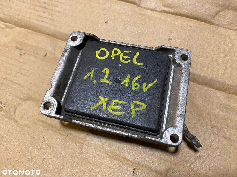 Sterownik komputer silnika 55352623 Opel 1.2 16V XEP OE - 1