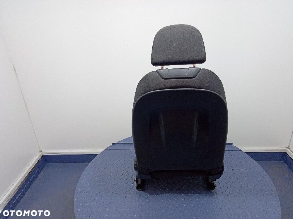AUDI A4 B9 8W FOTEL KIEROWCY LEWY MANUALNY GRZANY - 3