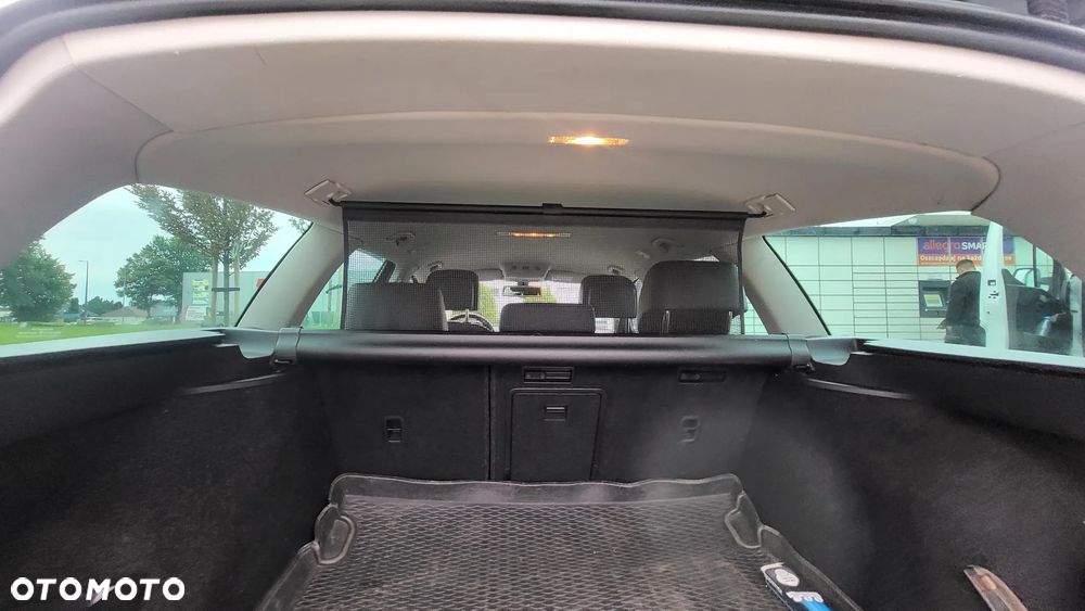 Volkswagen Passat 2.0 TDI Highline R-Style DSG - 10