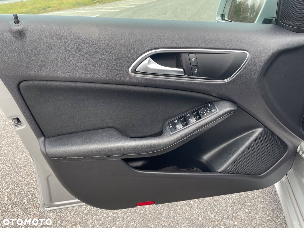 Mercedes-Benz Klasa A 180 CDI (BlueEFFICIENCY) Style - 25