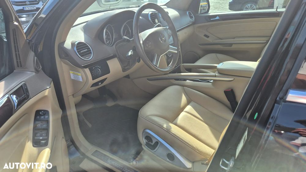 Mercedes-Benz GL 350 BlueTEC 4Matic 7G-TRONIC - 9