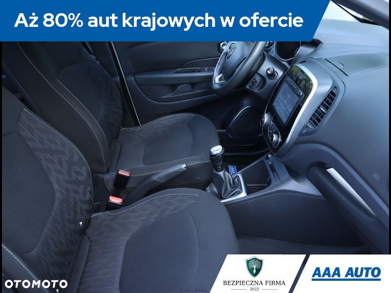 Renault Captur - 10