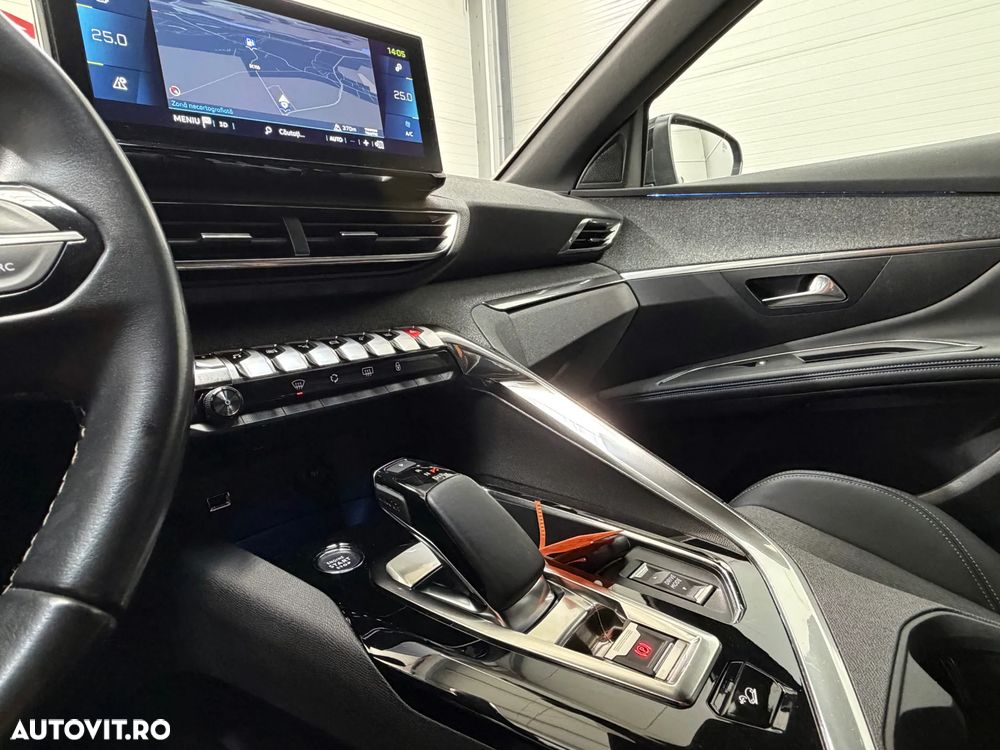 Peugeot 3008 PHEV 300 EAT8 4X4 GT - 15