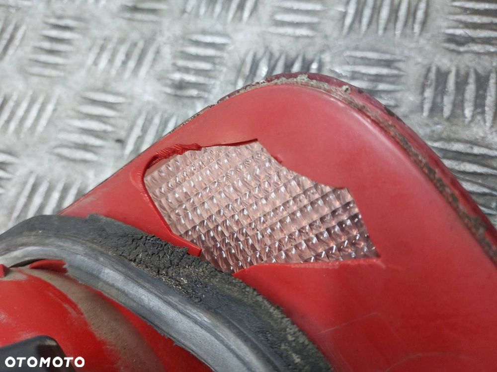 LAMPA LEWY TYŁ AUDI 80 B4 SEDAN 8A0945095D - 7