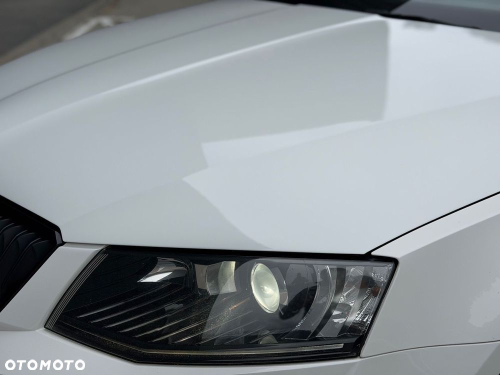 Skoda Octavia 2.0 TDI DSG RS - 15