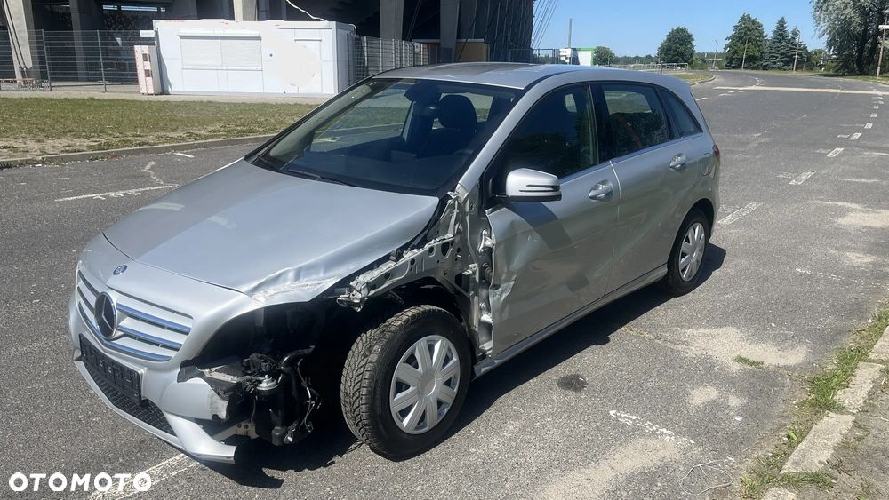 Mercedes-Benz Klasa B 180 BlueEFFICIENCY Edition - 5