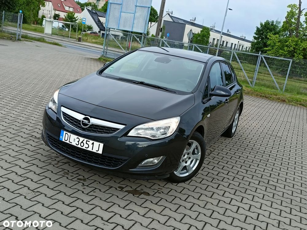 Opel Astra 1.4 Turbo Innovation - 4