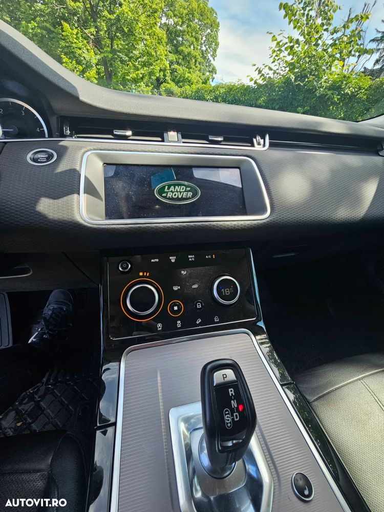 Land Rover Range Rover Evoque - 16