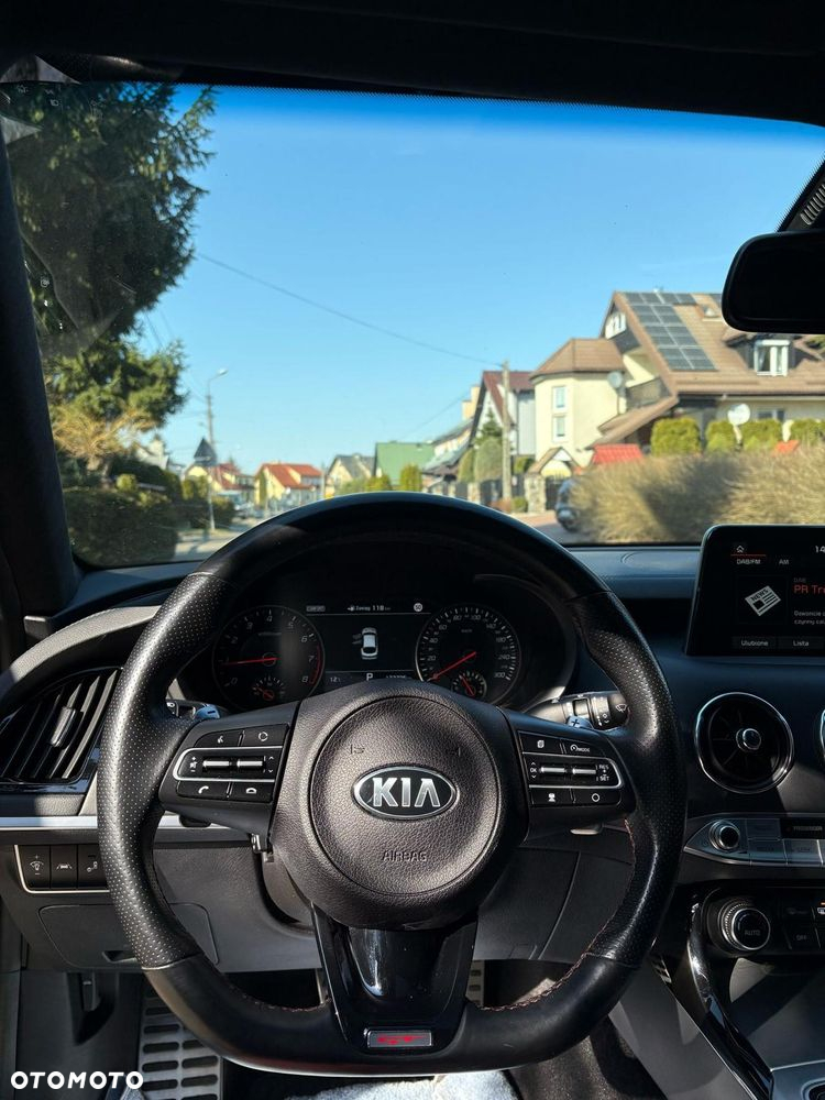 Kia Stinger 3.3 T-GDI V6 GT AWD - 9