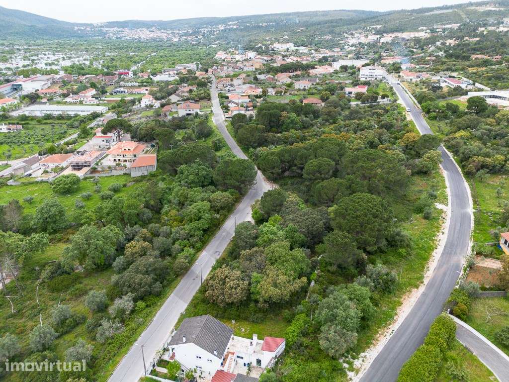 Lote para construção na Vila de Minde - Grande imagem: 5/5