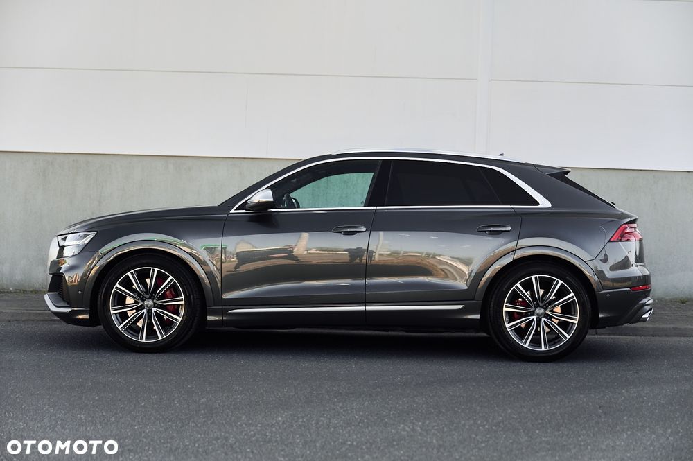 Audi SQ8 - 9