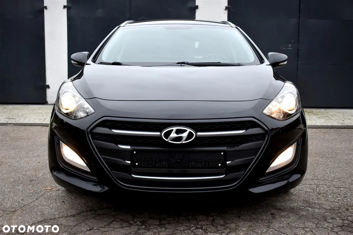 Hyundai i30 i30cw 1.6 CRDi Automatik Style - 2