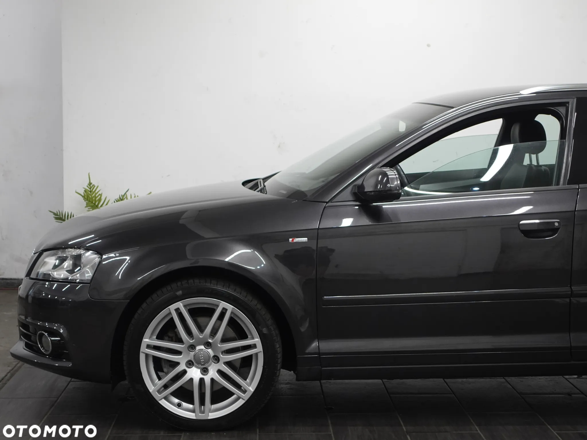 Audi A3 2.0 TDI Sportback DPF quattro S line Sportpaket - 17