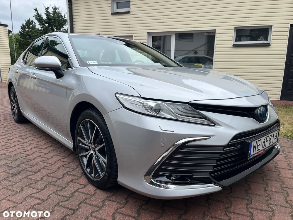 Toyota Camry 2.5 Hybrid Executive CVT - 1