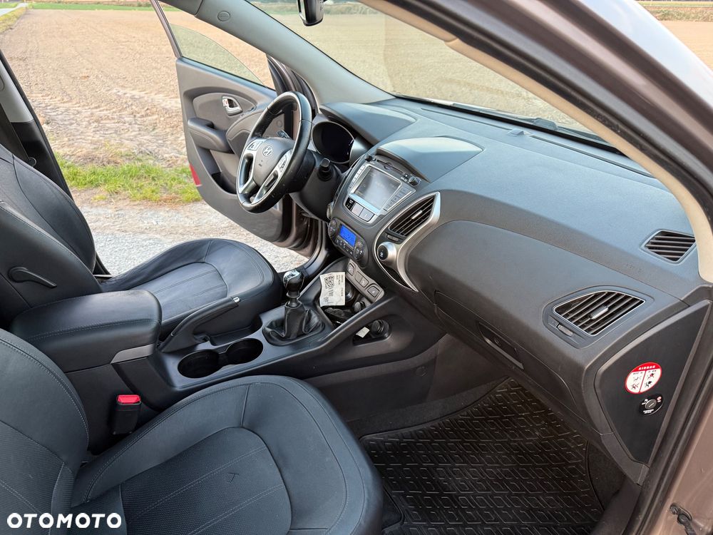 Hyundai ix35 2.0 CRDi 4WD Premium - 7
