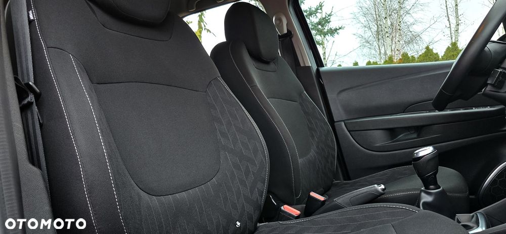 Renault Captur ver-1-6-gdi-comfort-2wd - 15