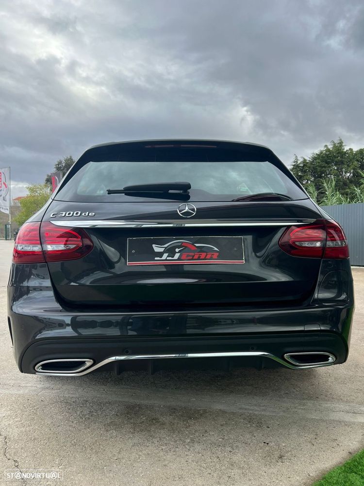 Mercedes-Benz C 300 de AMG Line - 14
