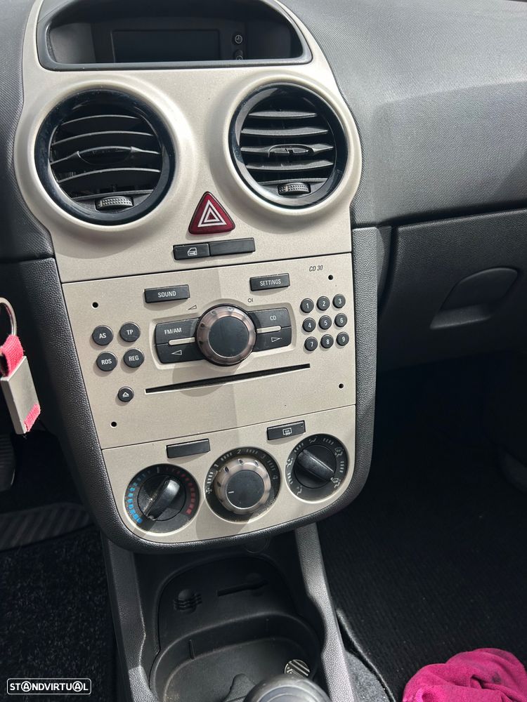 Opel Corsa 1.3 CDTi - 9