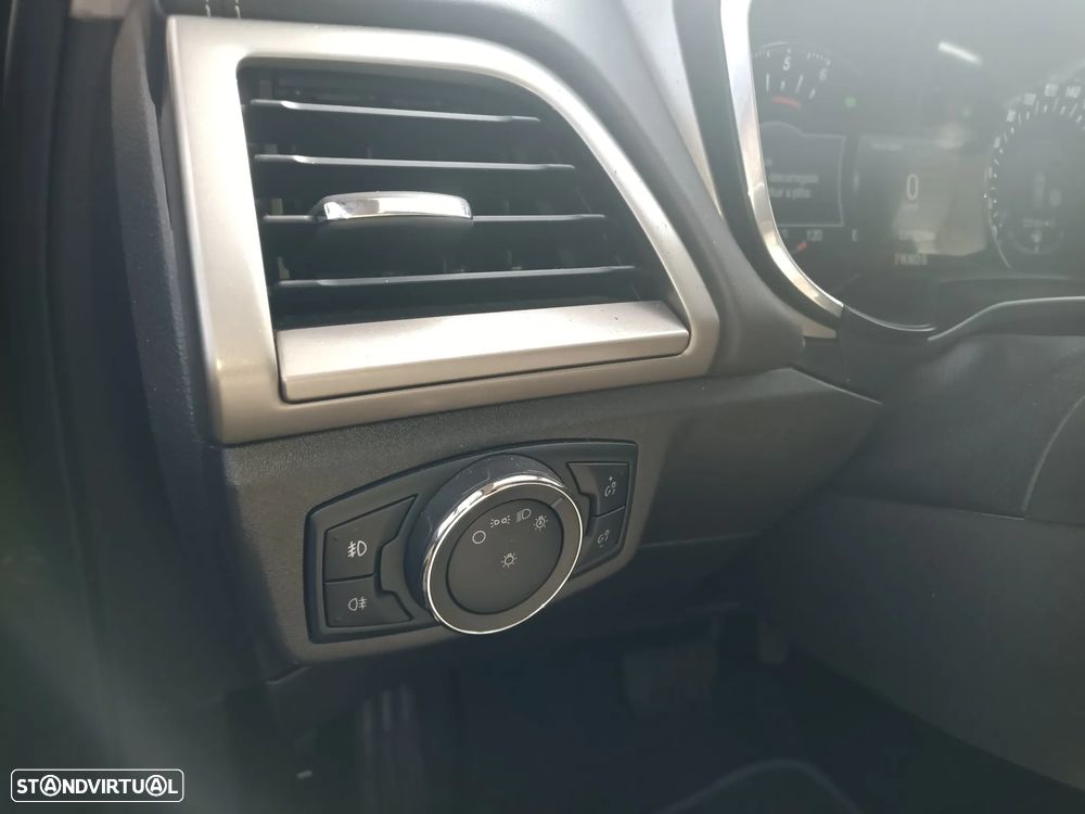 Ford Mondeo SW 2.0 TDCi Titanium Powershift - 20