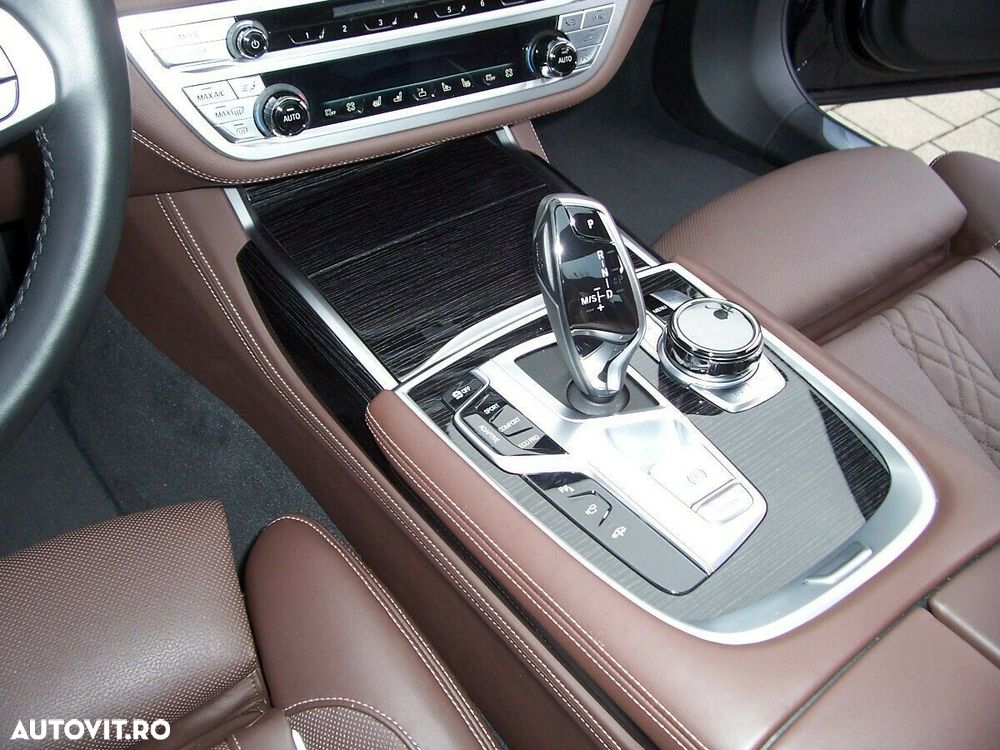 BMW Seria 7 740Ld xDrive - 13