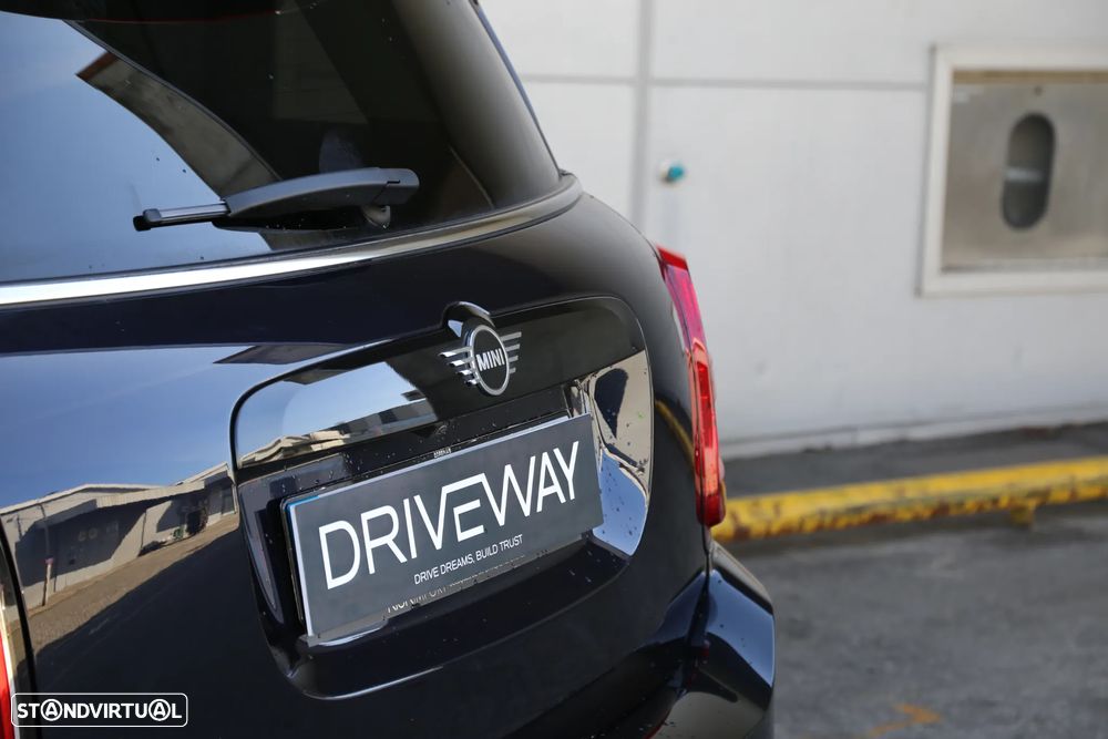 MINI Countryman Cooper SE All4 Aut. Yours - 3