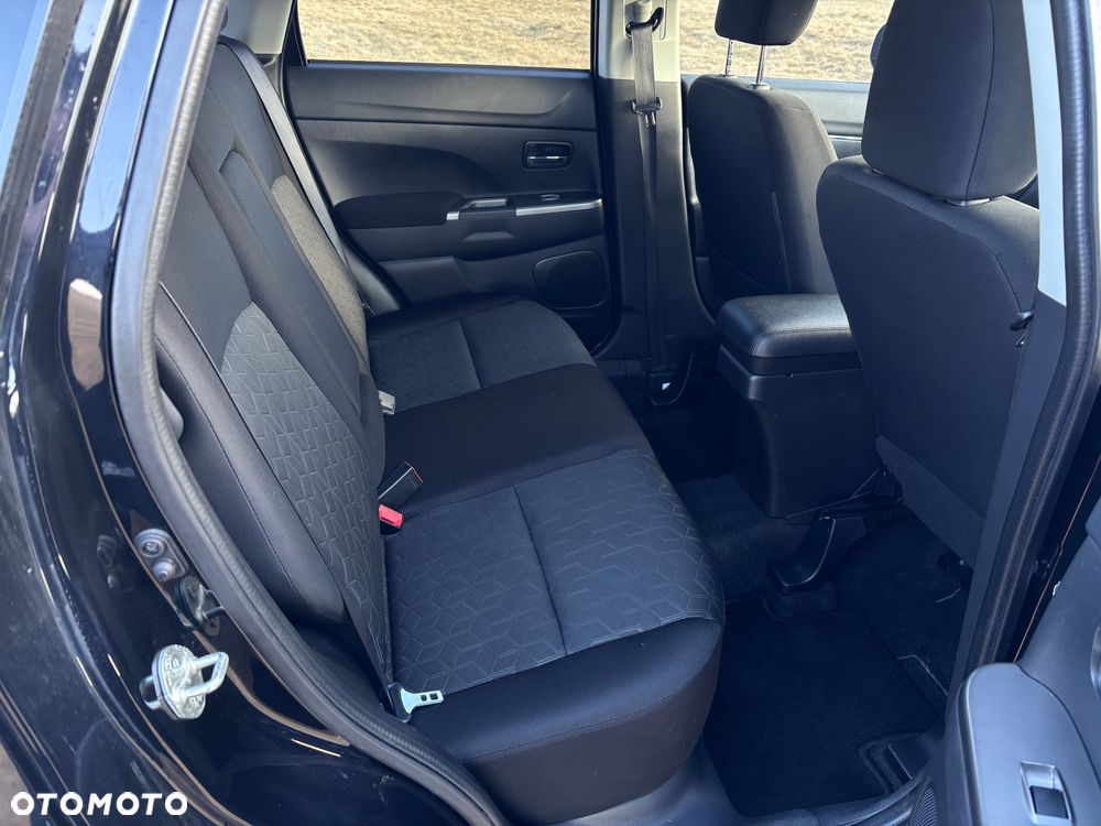 Mitsubishi ASX 2.0 4WD CVT Intro Edition+ - 18