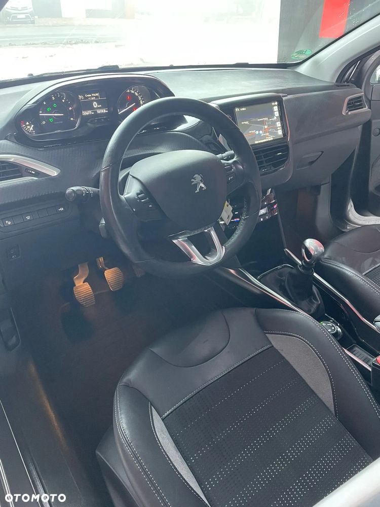 Peugeot 2008 BlueHDi FAP 120 STOP & START Allure - 10