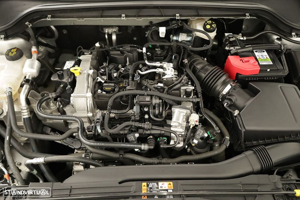 Ford Focus 1.0 EcoBoost MHEV ST-Line X - 24