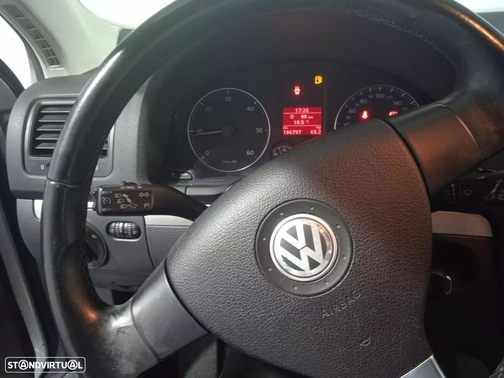 VW Golf Variant - 28