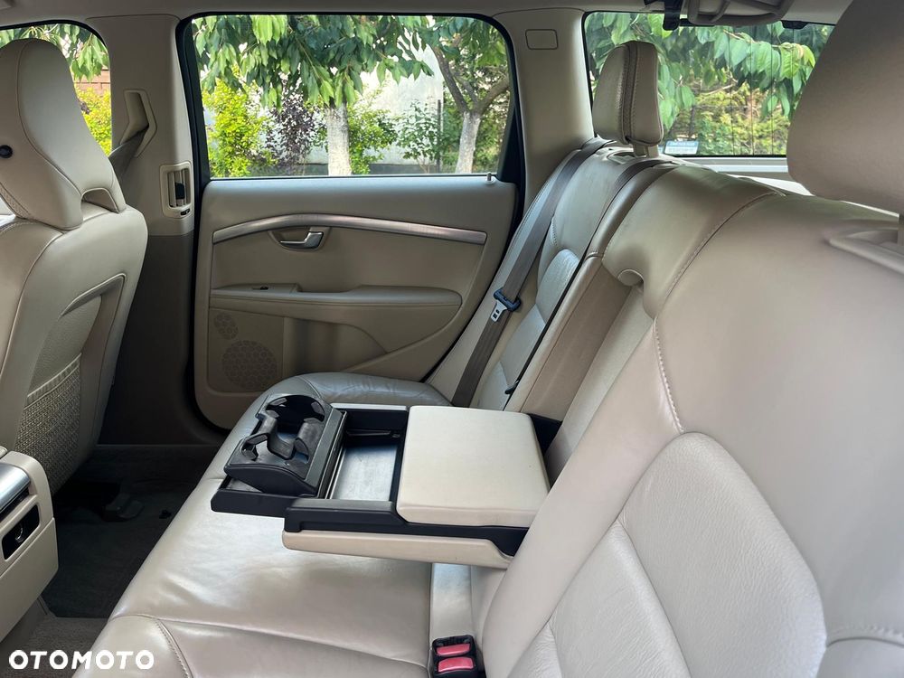 Volvo XC 70 D5 AWD Summum - 15