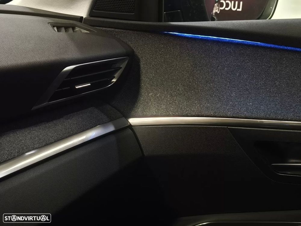 Peugeot 3008 PureTech 130 Stop & Start GPF EAT8 Allure Pack - 32