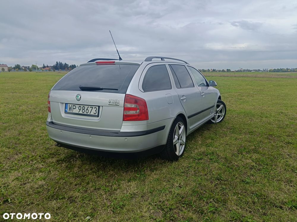 Skoda Octavia 2007 photo 3