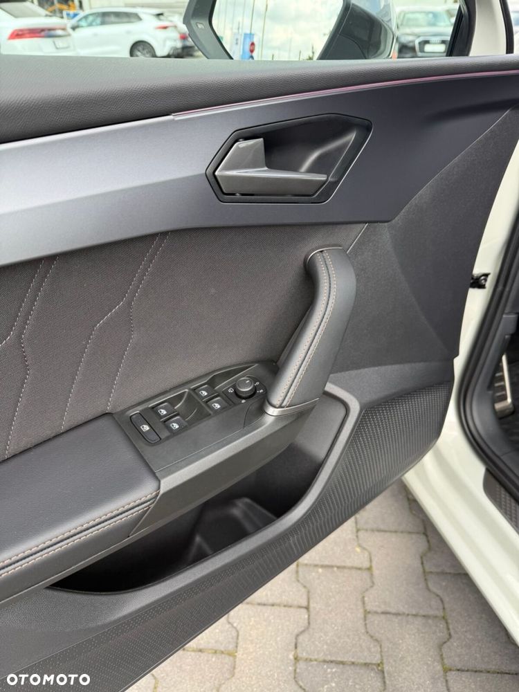 Cupra Leon 1.5 eTSI mHEV DSG - 12