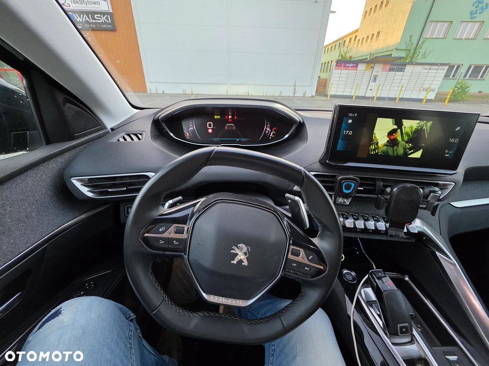 Peugeot 5008 1.5 BlueHDI Allure S&S EAT8 - 20