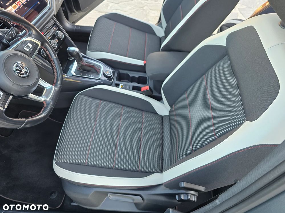 Volkswagen T-Roc 2.0 TDI SCR 4MOTION DSG Sport - 32