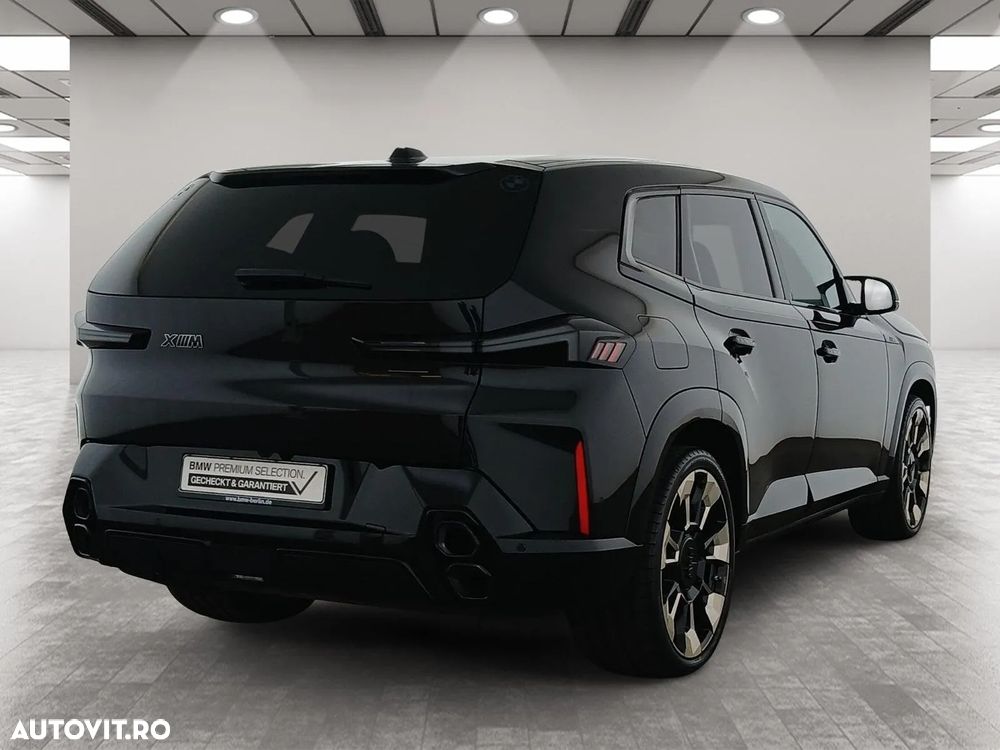 BMW XM 50e - 4