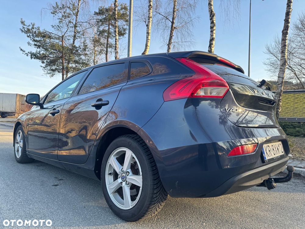 Volvo V40 D2 R-Design Kinetic - 3