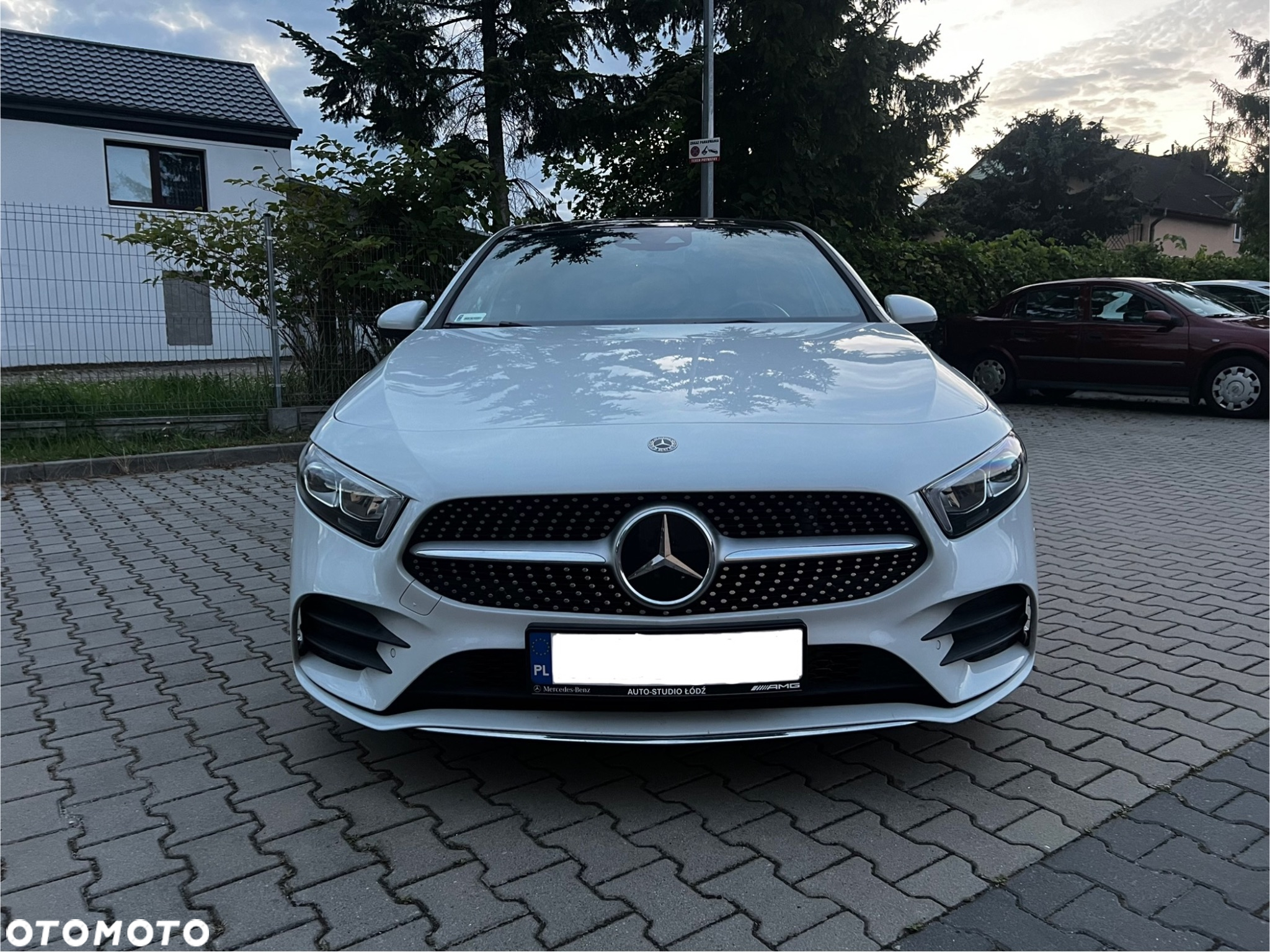 Mercedes-Benz Klasa A 200 AMG Line 7G-DCT - 14