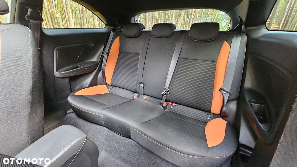 Hyundai i20 1.4 CRDi Style - 6