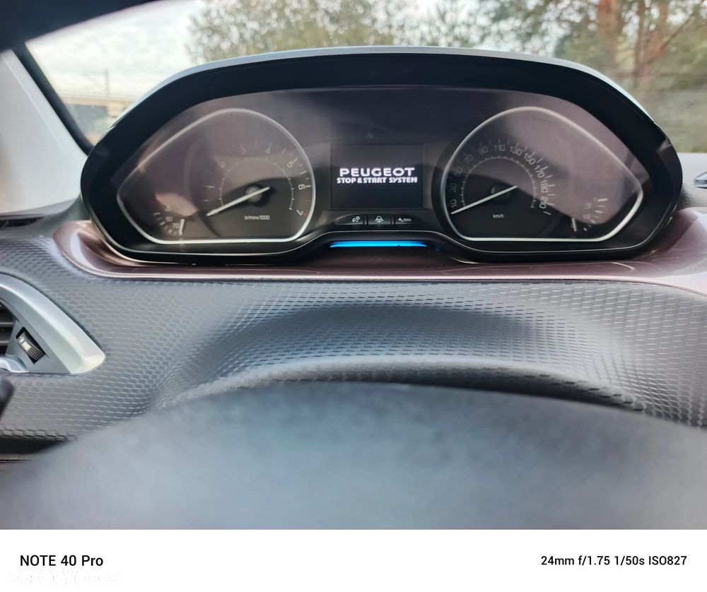 Peugeot 2008 82 e-VTI ETG5 Allure - 35