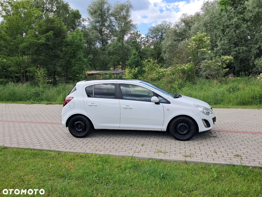 Opel Corsa 1.4 16V Cosmo - 5